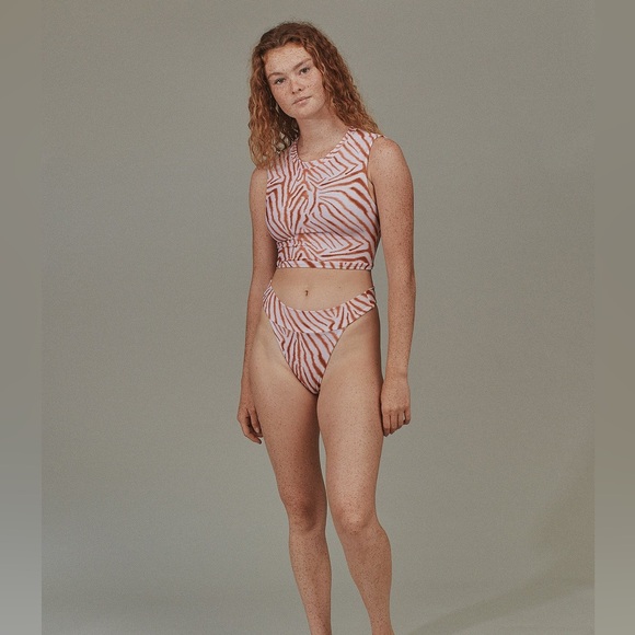 Acacia Swim Set, L, Costa Top & Mateo Bottom in Javan - Picture 5 of 6